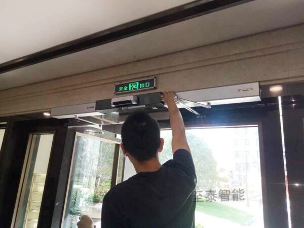 H7808a722f472422aad992fdd13e72872S